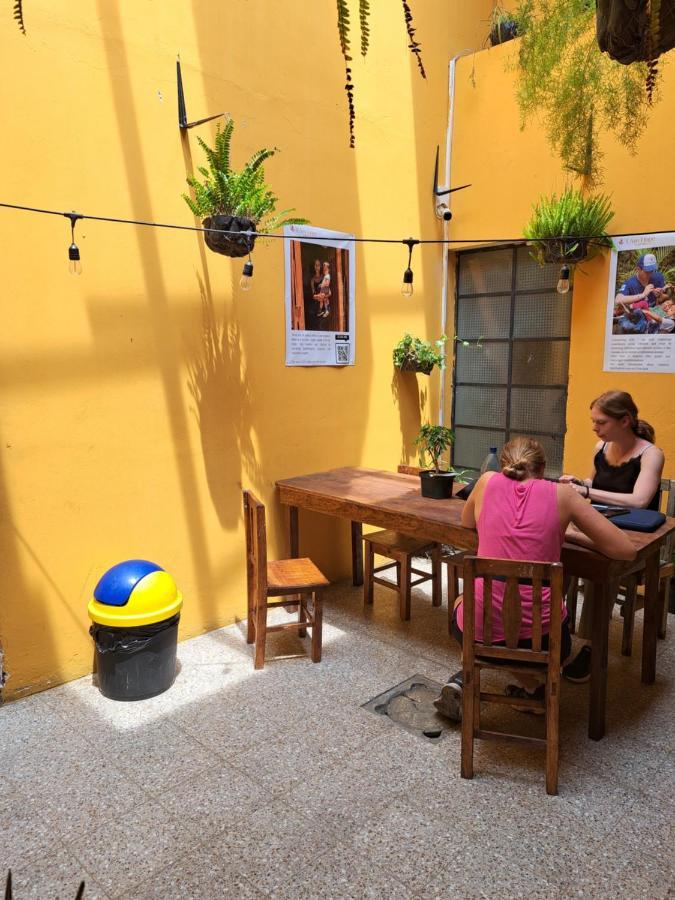 Esperanza Hostel Antigua Exteriör bild